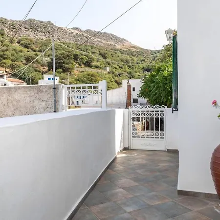 Ferienhaus δροσιά